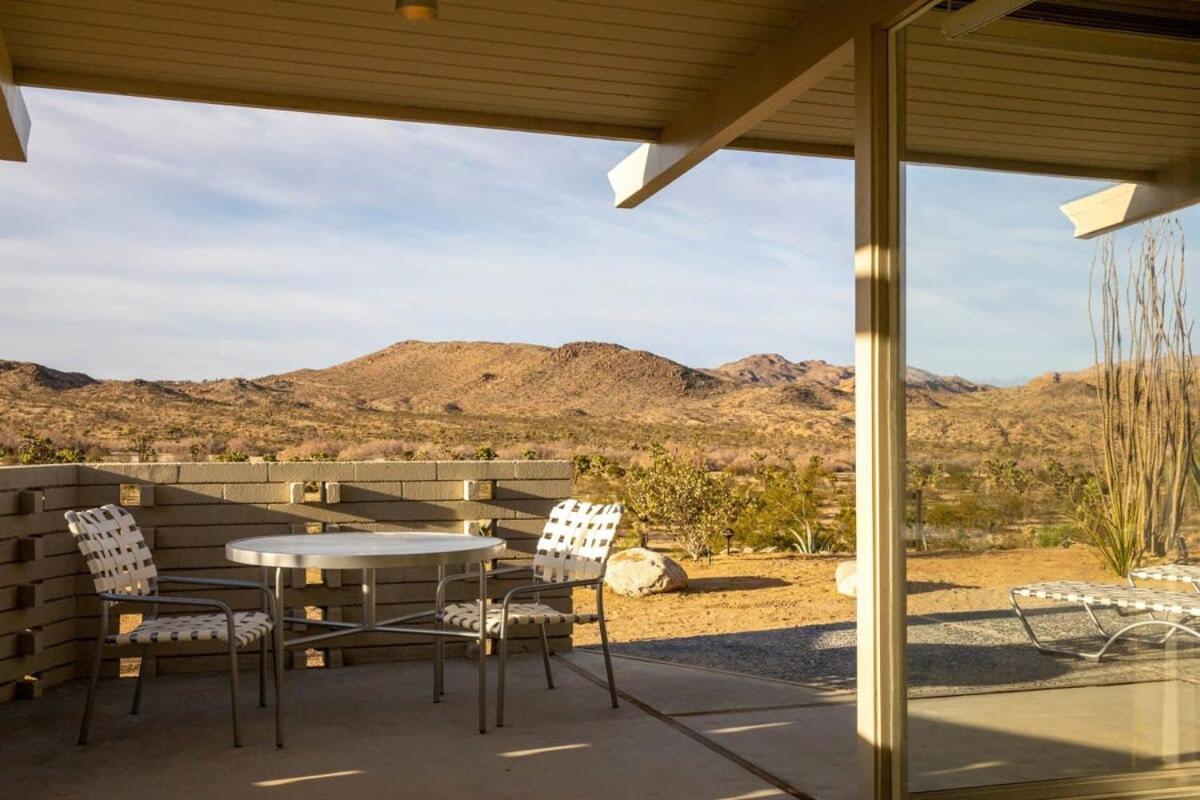 The Bungalows By Homestead Modern Joshua Tree Exterior foto