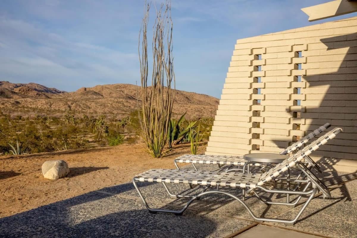 The Bungalows By Homestead Modern Joshua Tree Exterior foto